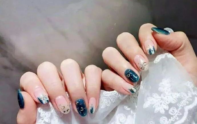 干净又气质的40款美甲简约,美哭的美甲