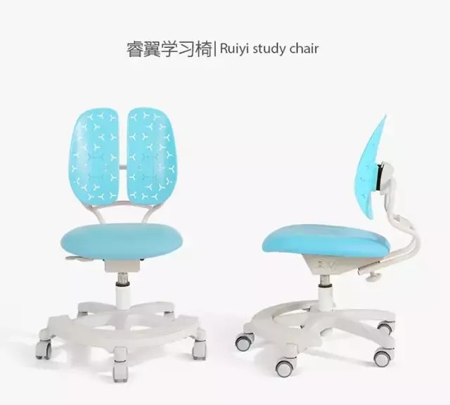 一年半了，还是喜欢这个得了最高设计奖的学习桌，陪伴孩子从3岁到18岁，开学季赠书包