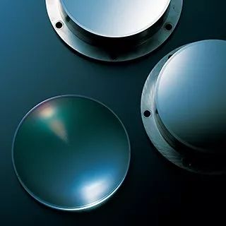 「摄影器材」买佳能镜头花了那么多钱，你知道花到哪里了吗？来认识一下EF镜头的9大黑科技