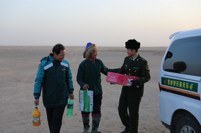 爱民固边直通车承载牧民新生活