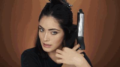 泫雅孔雪儿关晓彤,关晓彤和泫雅撞衫