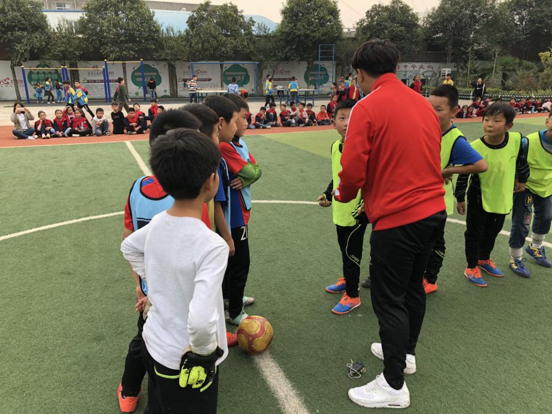 边坝镇中心小学第四届足球联赛,邙山镇中心小学第五届足球联赛