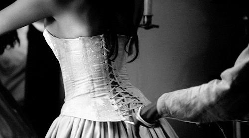 解放中国女人的胸部，从抛弃维密开始