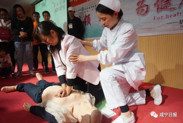 老人突然心脏骤停是怎么回事,老人心脏骤停救活概率