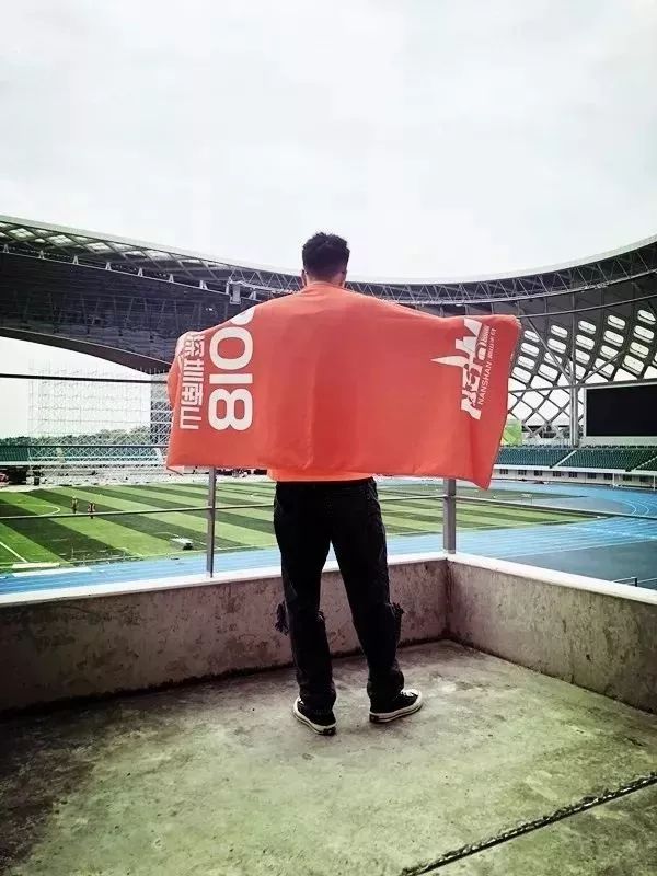 新logo，新装备······2018南山半马2.0升级版来了