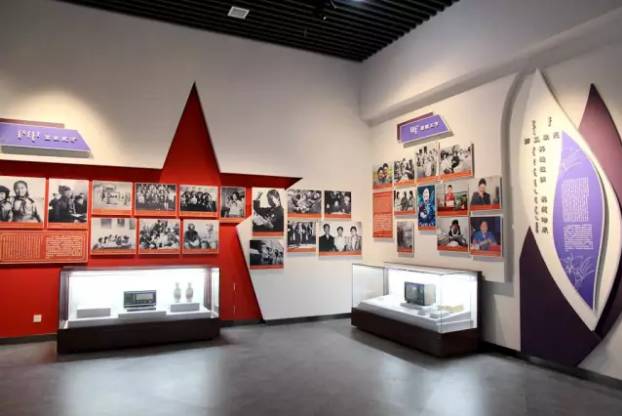 「靓·白云」秋天的白云鄂博，仿佛让你置身岁月的留声机中……