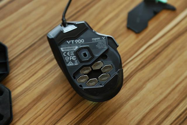 雷柏VT900电竞鼠标,雷柏vt900和罗技g502哪个好