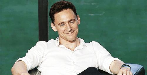 拨黑头工具草莓鼻,去黑头神器真的能吸出黑头