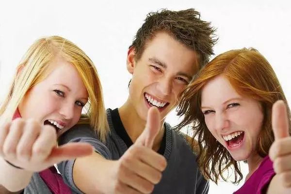 口臭太尴尬怎么办,口臭怎么避免尴尬