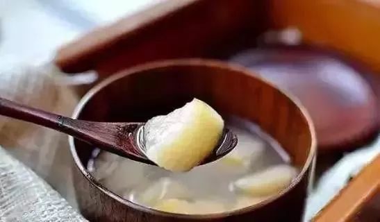 老人秋冬皮肤干痒的小妙招,皮肤到了秋冬就痒是什么原因