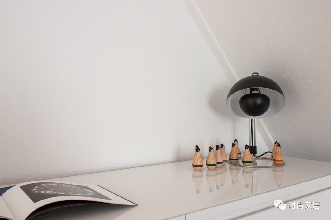 建筑师小哥和家居女编辑的小户型对决，你站谁家？