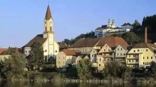 舒适的旅游体验,舒适惬意的欧洲小镇生活