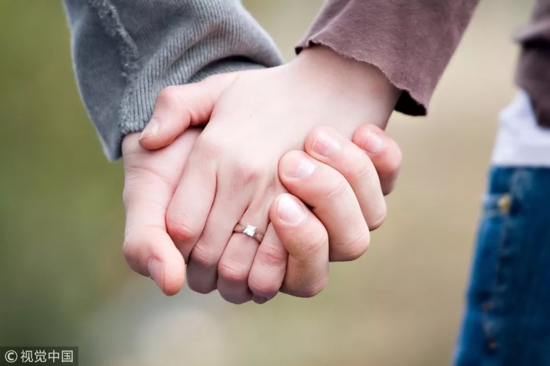 不是开玩笑，用羽绒服的价格买皮草！单身的朋友来这儿，还有可能从此告别双11！