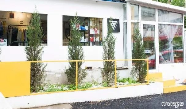 漂亮小姐姐开的网红店,高颜值小姐姐做美食