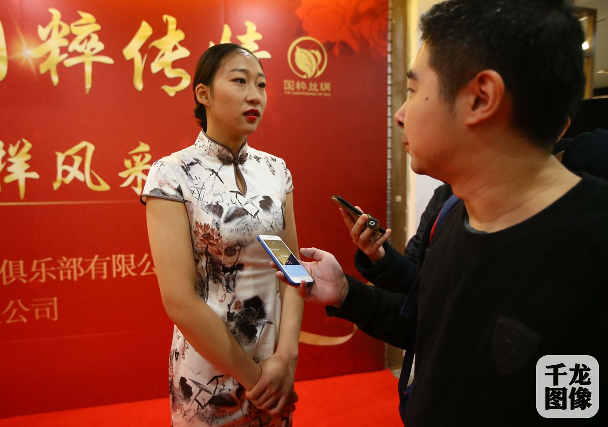 铿锵女足魅力绽放,铿锵玫瑰中国奥运女足