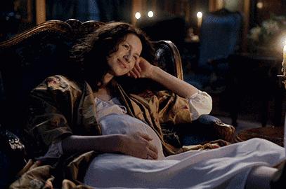 没有哪个女人能“笑”着走出这段时光，所有完美人设都是假装。