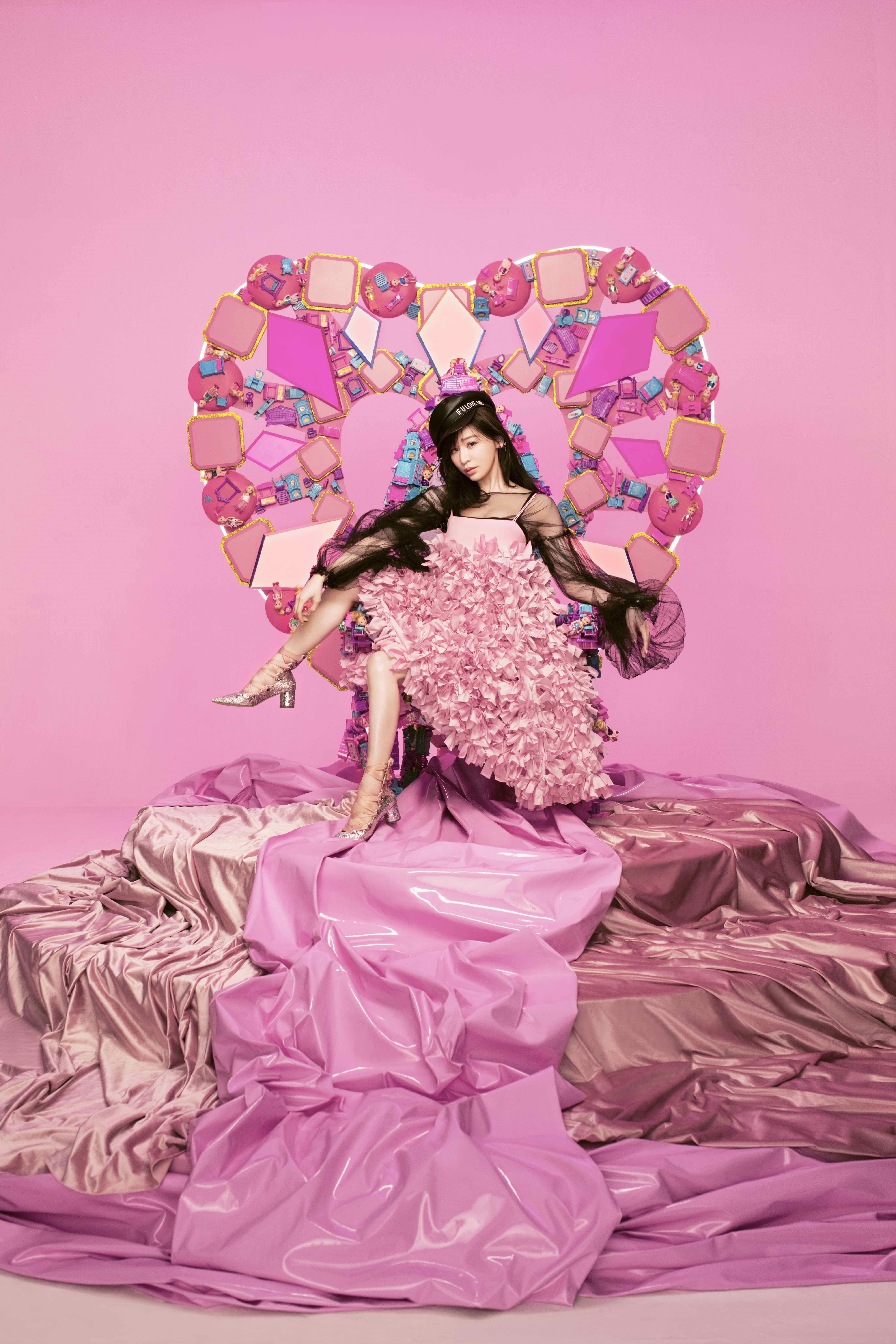 王心凌新专辑”黑哈妮”玩酷开门关键字立马火登热搜榜！