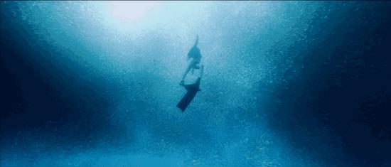 为什么女生的内衣越来越小?