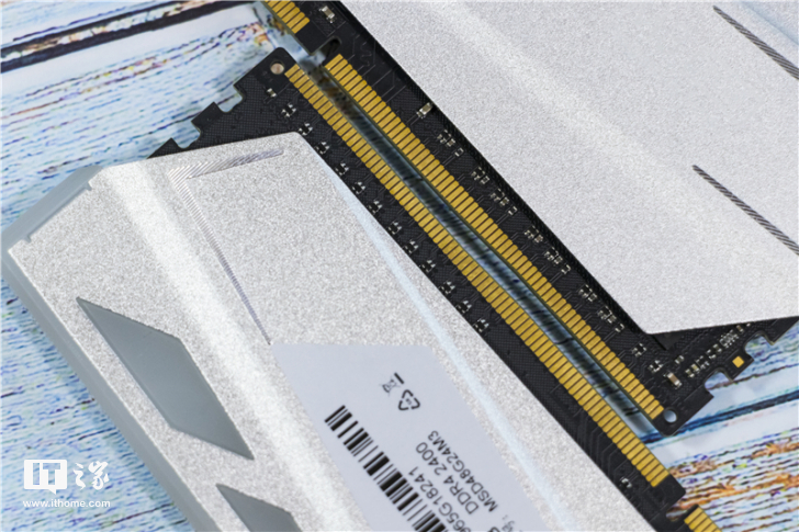 铭瑄复仇者m2固态硬盘使用多久,铭瑄复仇者3200内存能超频多少