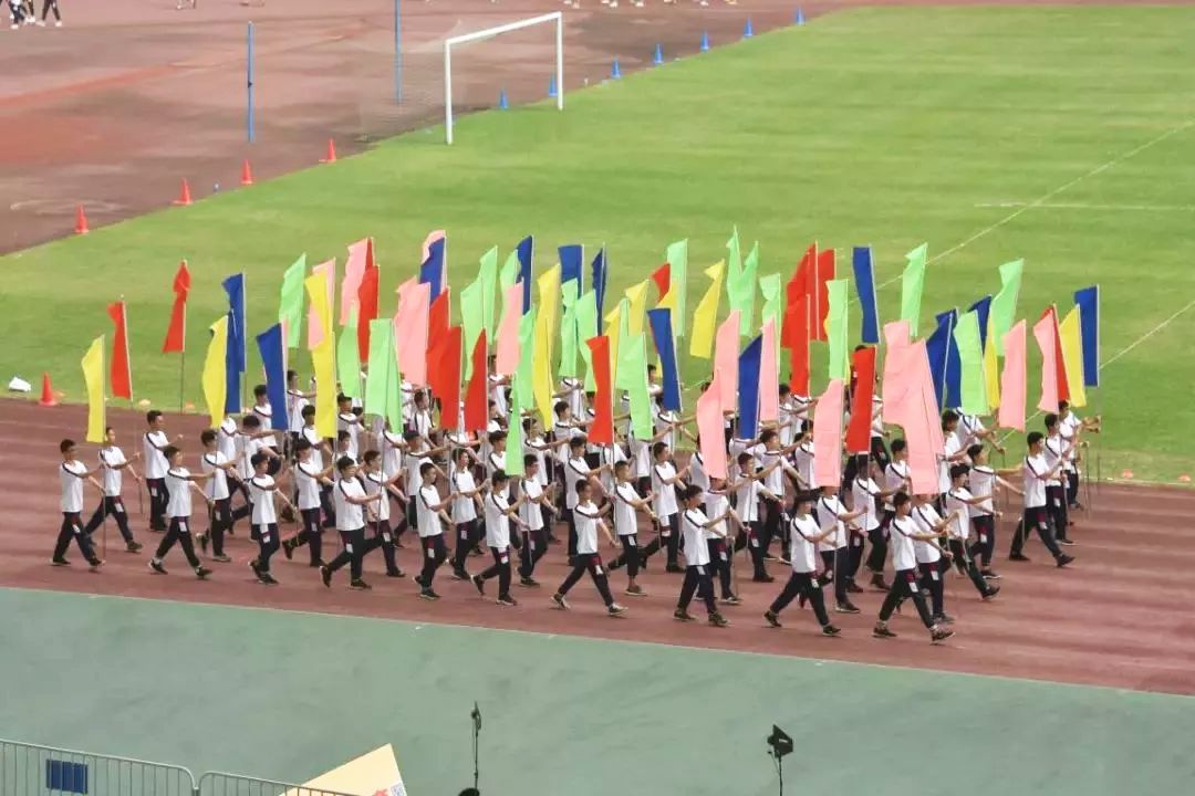 天河学校第七届秋季运动会开幕式,盘点各校校园运动会开幕式