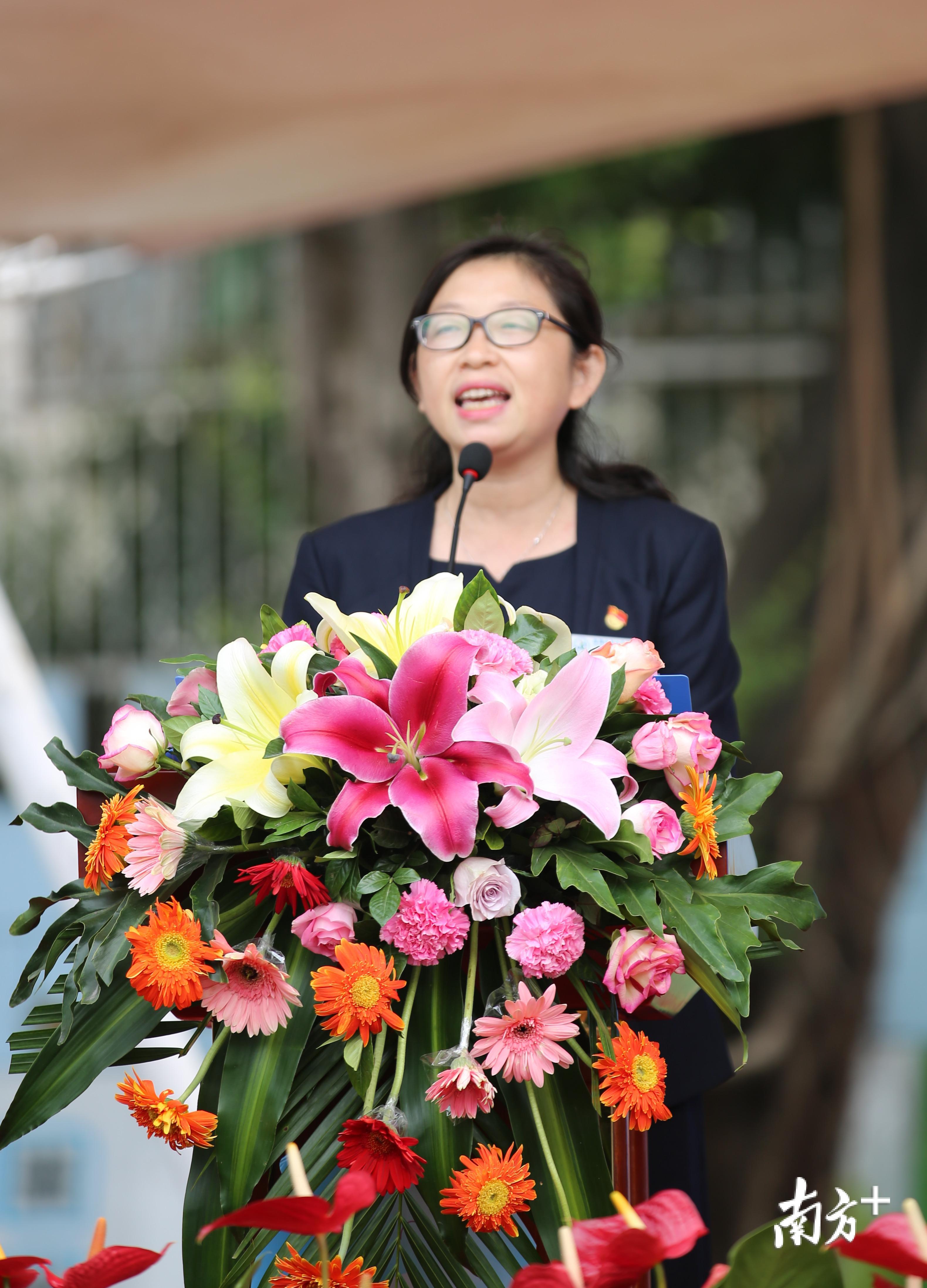 校庆徽标怎么设计?学生说了算!布心小学上演“超暖心”校庆