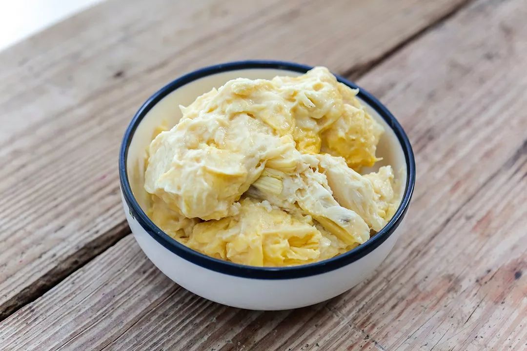 把榴莲加热,把榴莲烤熟吃很香