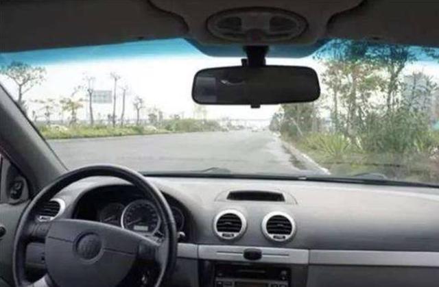 买新车必须注意这5点不然吃大亏,买新车时一定要注意的事项