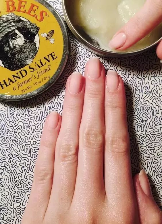 双手又干又糙？教你几招，让双手又白又嫩~