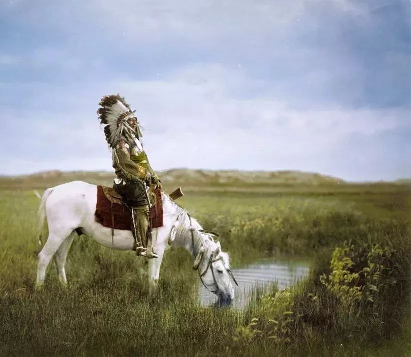 美图怎么把黑白照片变成彩色,手机如何将黑白照片变成彩色