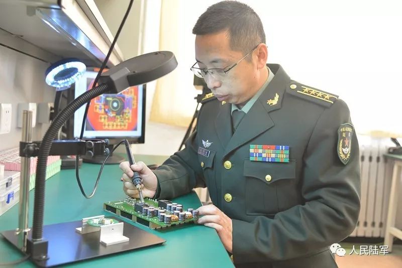 陆军十大标兵第一批,陆军十大标兵军颁奖仪式