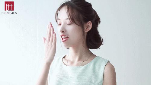 闭着嘴巴一会就干有异味,闭着嘴巴都感觉口腔有异味
