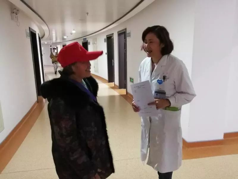 这张欠条保存近50年，七旬老人还医院欠款66.22元