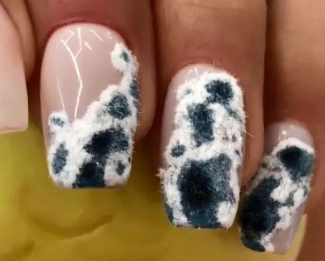 有毒or博眼球｜Ins上最大的美甲账号，脑洞大得没边了