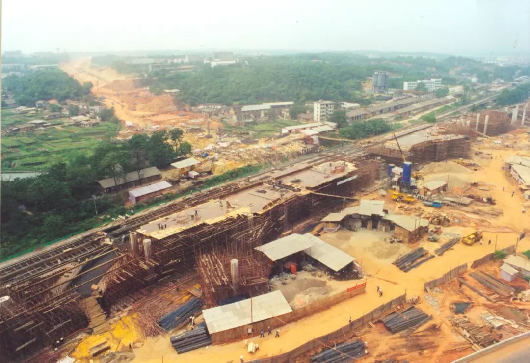 2024年绘写千万工程新画卷,改革开放四十年民生画卷