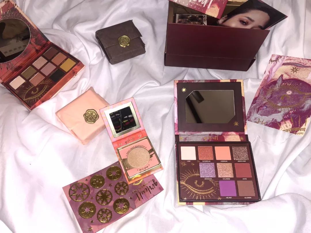 野生美妆博主肥崽刘最近爱眼影（请温柔对我）