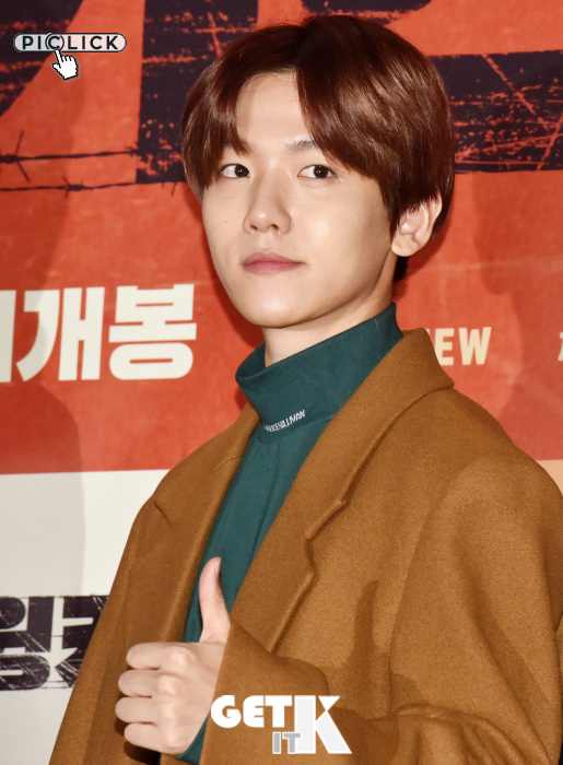 wannaone裴珍映看粉丝,wannaone成员裴珍映的位置