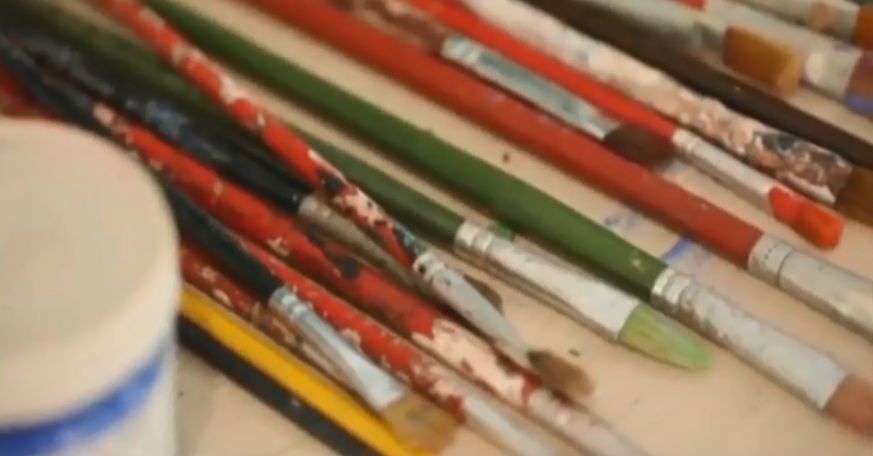 又一“扫地僧”火了！保洁阿姨的3D黑板报惊艳全网……