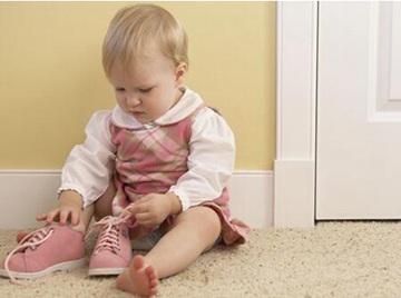 冬天脚冰冷穿鞋小技巧,如果冬天穿鞋很冷怎么办