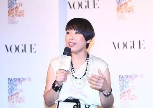 本土化做地稀烂的奢侈品牌！也许会成为下一个DG！