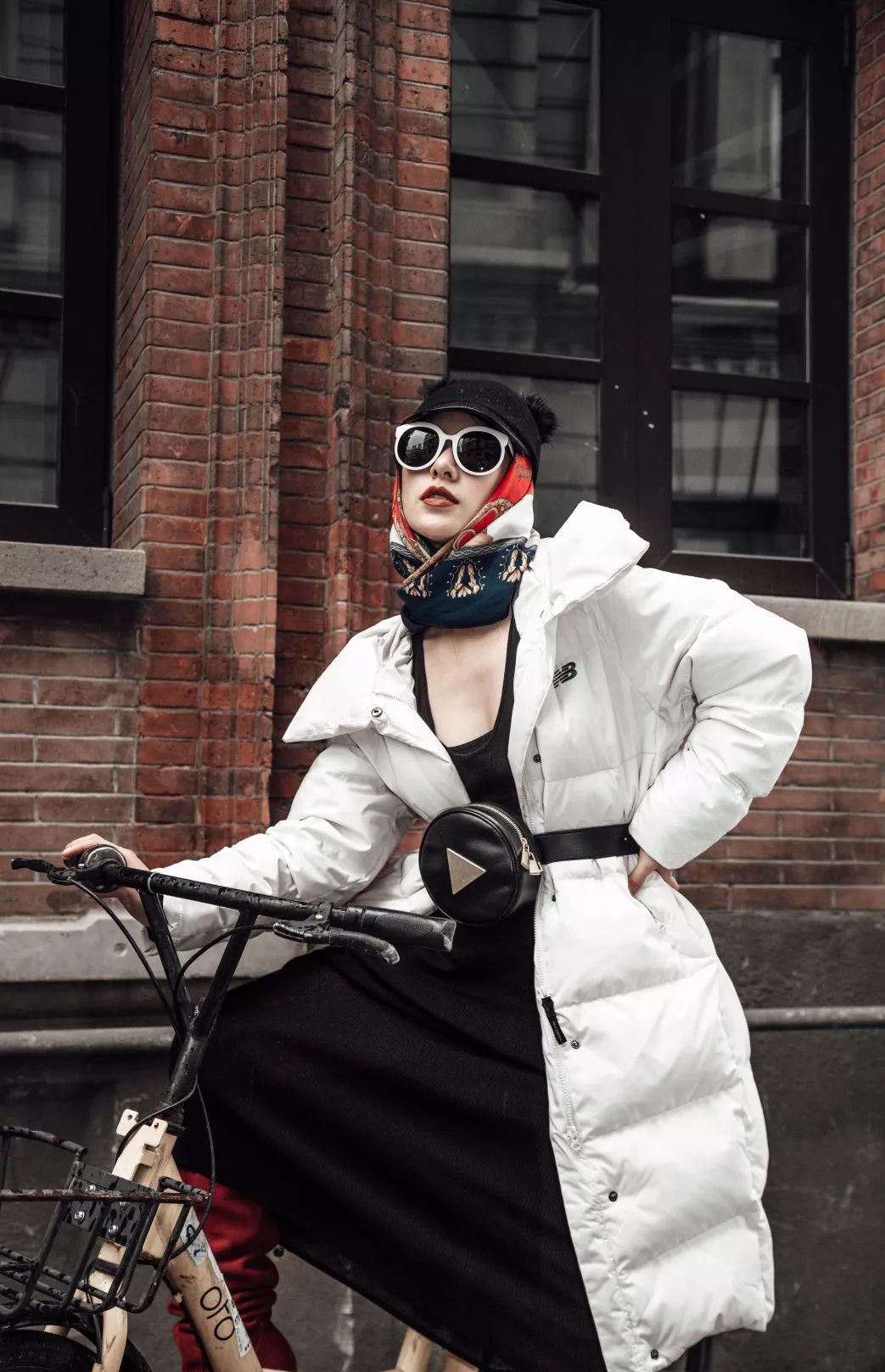 看完这篇别再说羽绒服不时髦,造型示范