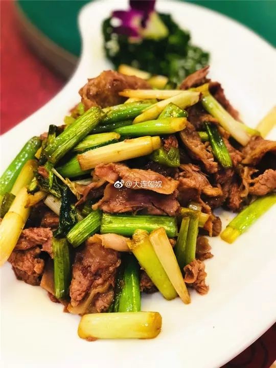 「吃在大连」点上几个家常菜，酒斟满，干就完了！