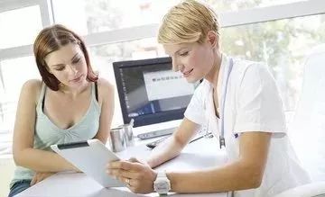 他莫昔芬引起的子宫内膜癌严重吗,吃他莫昔芬导致子宫内膜癌的案例