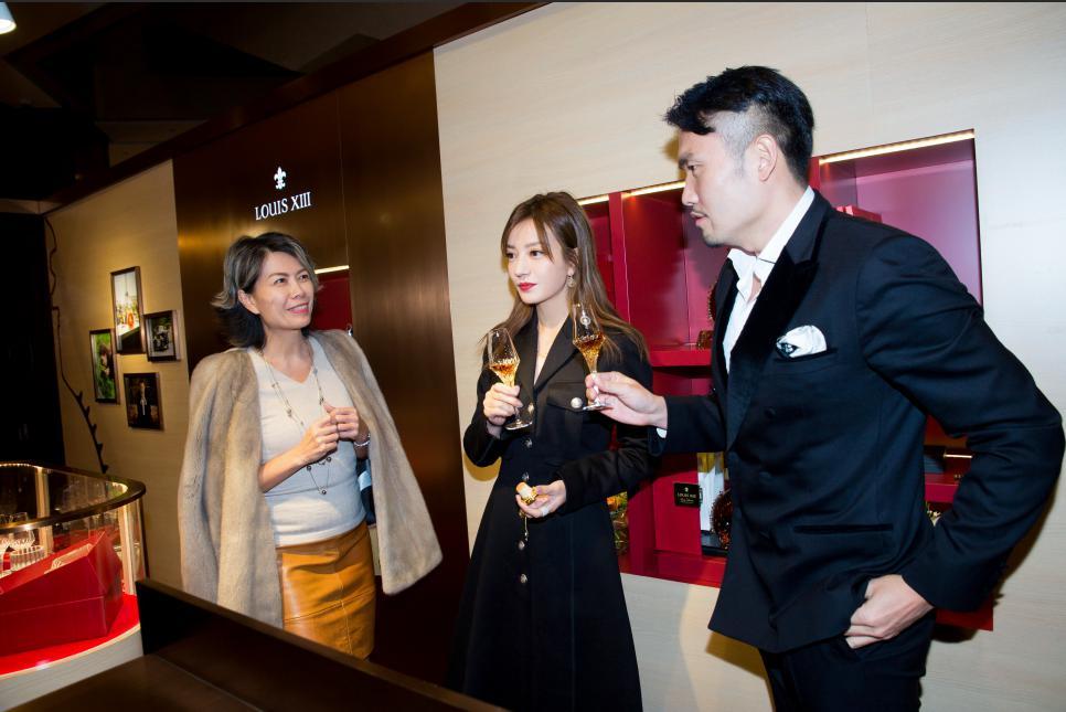 路易十三首家限时品牌店于深圳万象城揭幕品牌版图上的一颗“璀璨臻宝”