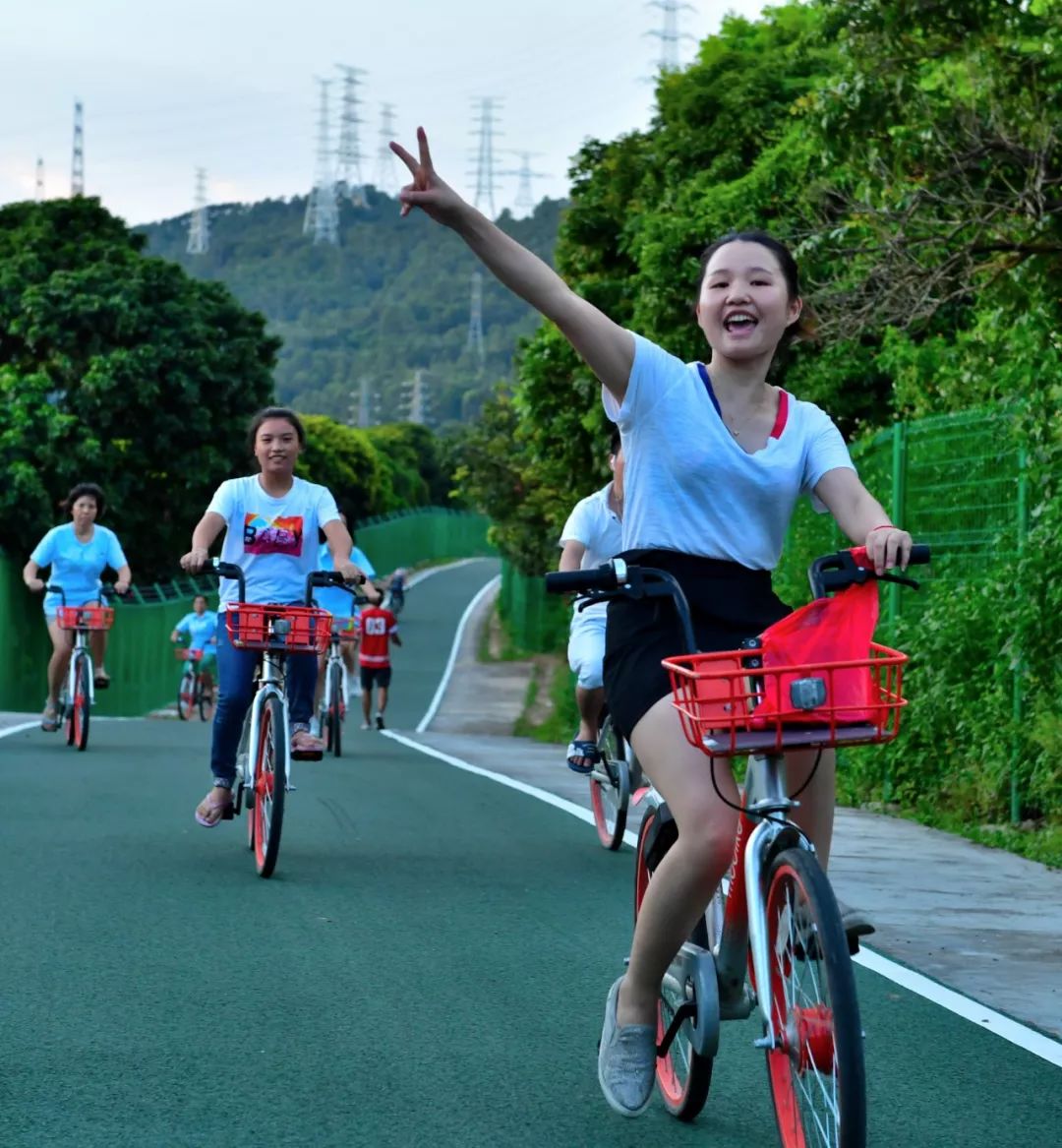 这里是新桥小学,这里是新桥