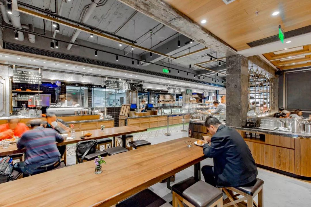 爱马仕上海国金中心店重装新启｜一周吃喝玩乐指南