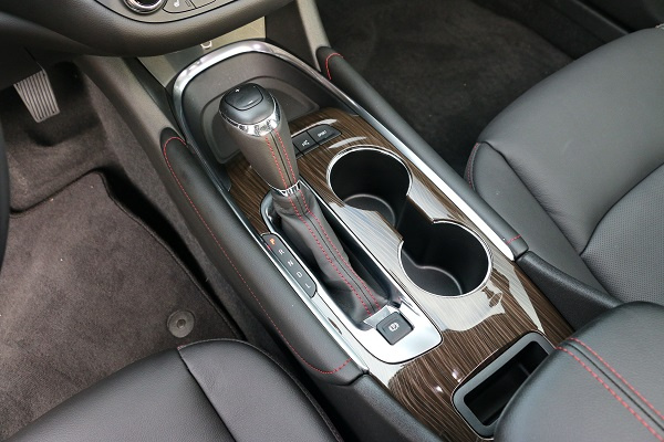 雪佛兰迈锐宝xl2.0t深度测评,雪佛兰迈锐宝xl2.0t锐联版评测