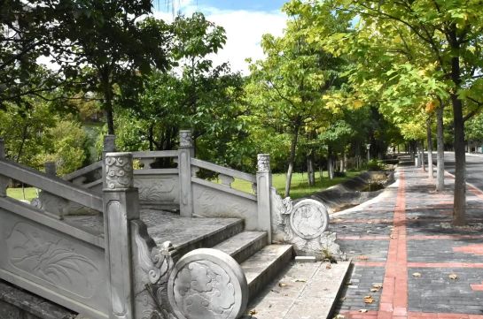 丽江在世界排名第一的大学,想想就激动