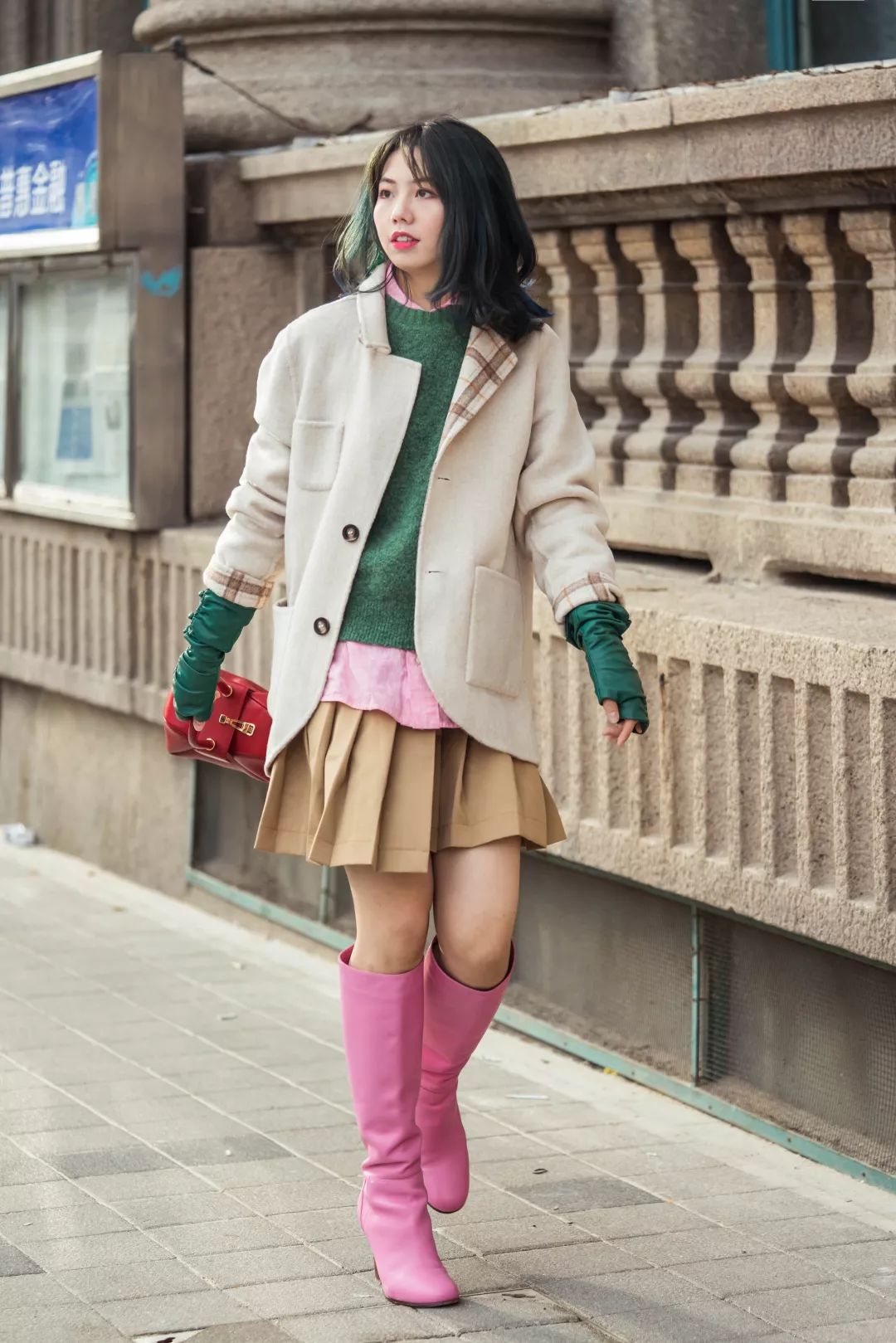 今年流行啥颜色搭配,最近流行的颜色搭配