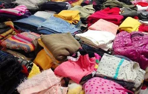 衣物色泽如新小妙招,让衣物持久如新的洗衣妙招