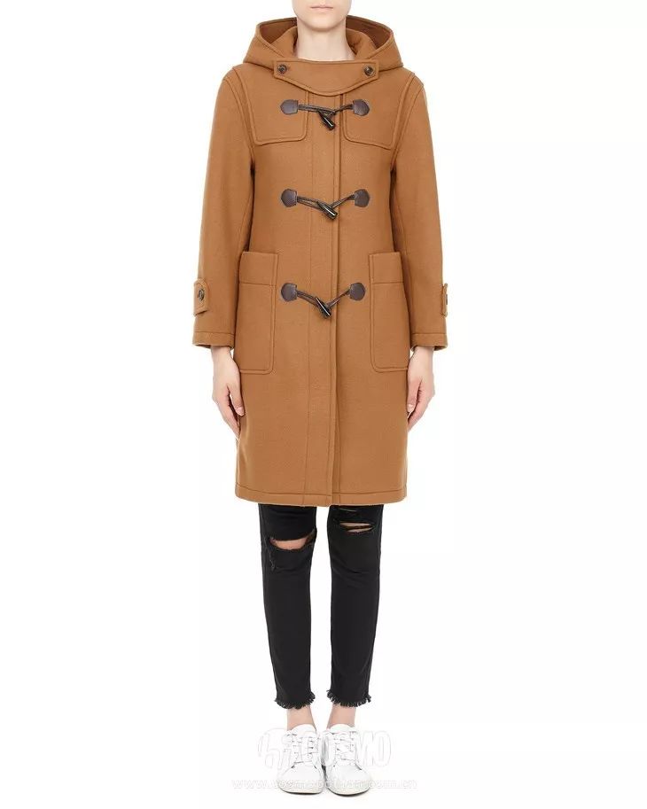 我没有年轻10岁的药，但马思纯这件“少女感”可以